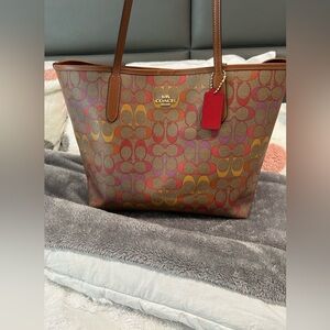 Never carried coach tote bag